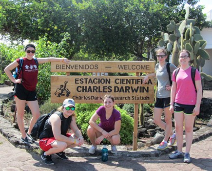 Lakefield College School students in Costa Rica in March 2016